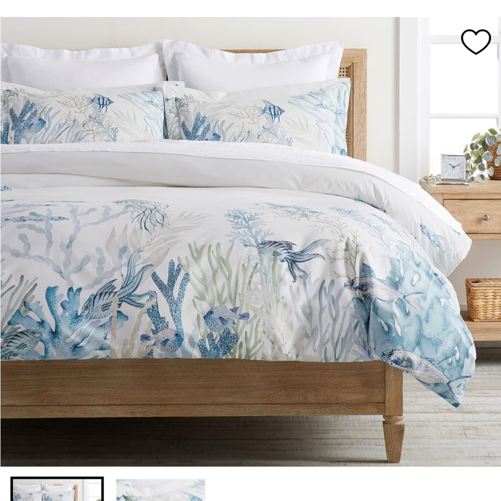 Pottery Barn Under The Sea queen duvet cover and Shams